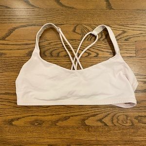 Lululemon Free to Be Bra